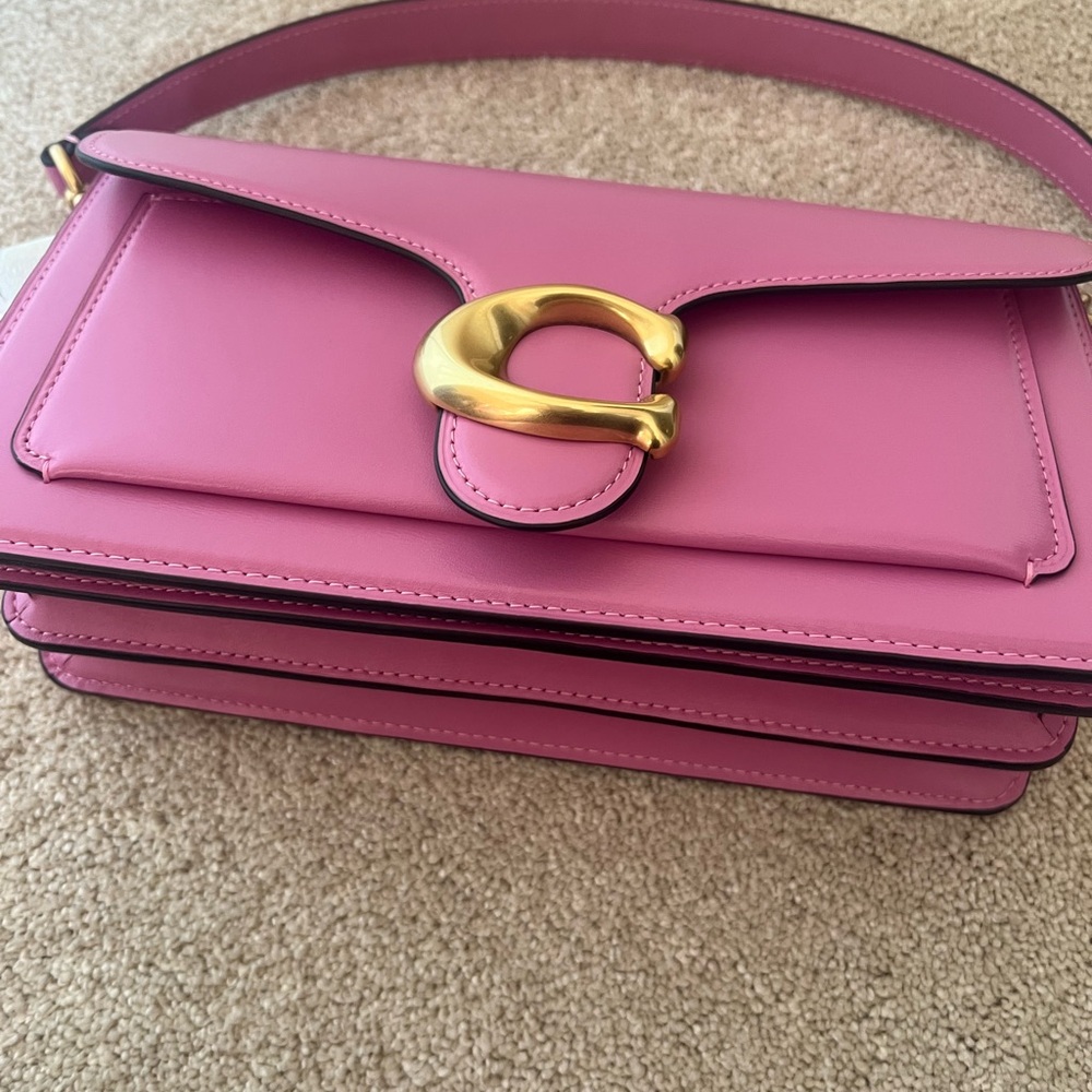 COACH Tabby 26 Pink Crossbody Bag with Gold 'C' Accent - Picture 3 of 12